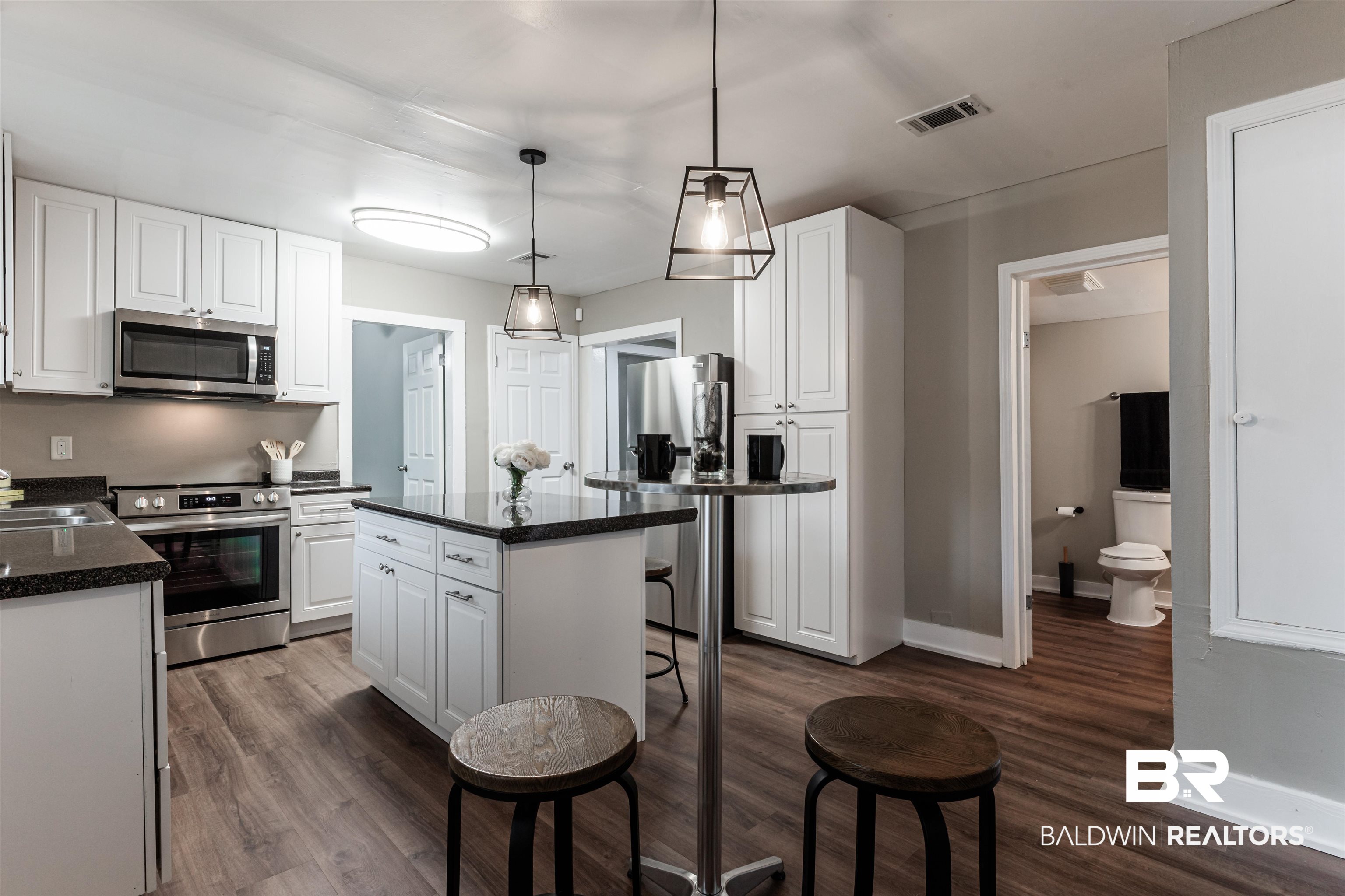 122 East Haig Street Mobile, AL 36610 - Photo 8 of 28