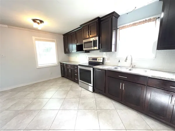 $1,750 | 12120 Bishop Drive, Balch Springs, TX 75180