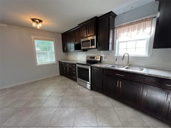 $1,750 | 12120 Bishop Drive, Balch Springs, TX 75180