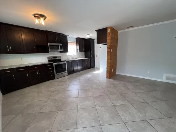 $1,750 | 12120 Bishop Drive, Balch Springs, TX 75180