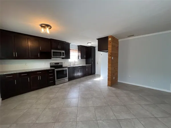 $1,750 | 12120 Bishop Drive, Balch Springs, TX 75180