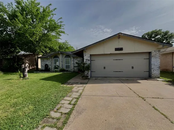 $1,750 | 12120 Bishop Drive, Balch Springs, TX 75180