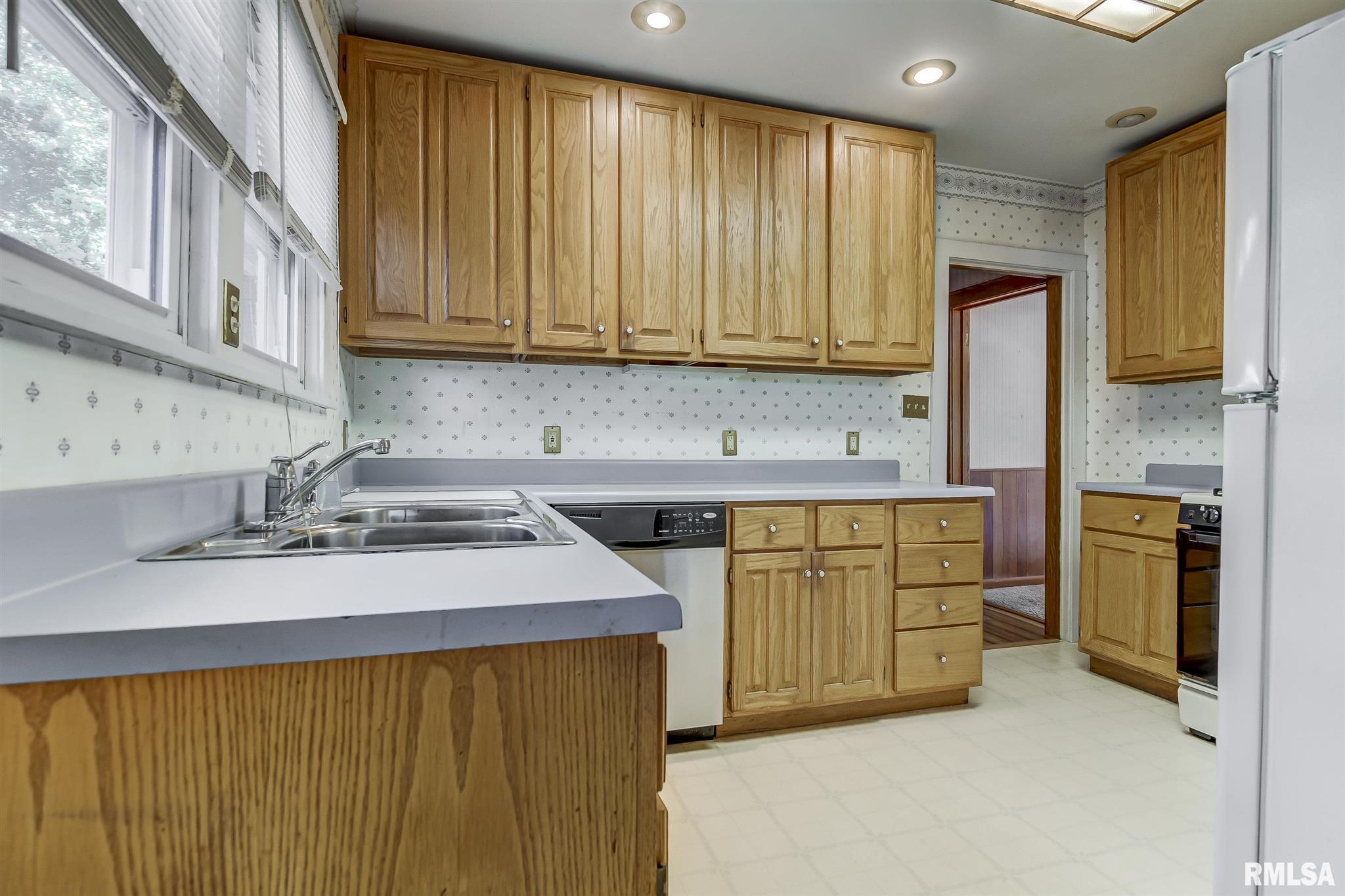 2033 South 4th Street Springfield, IL 62703 - Photo 20 of 35 Gallery Image 20