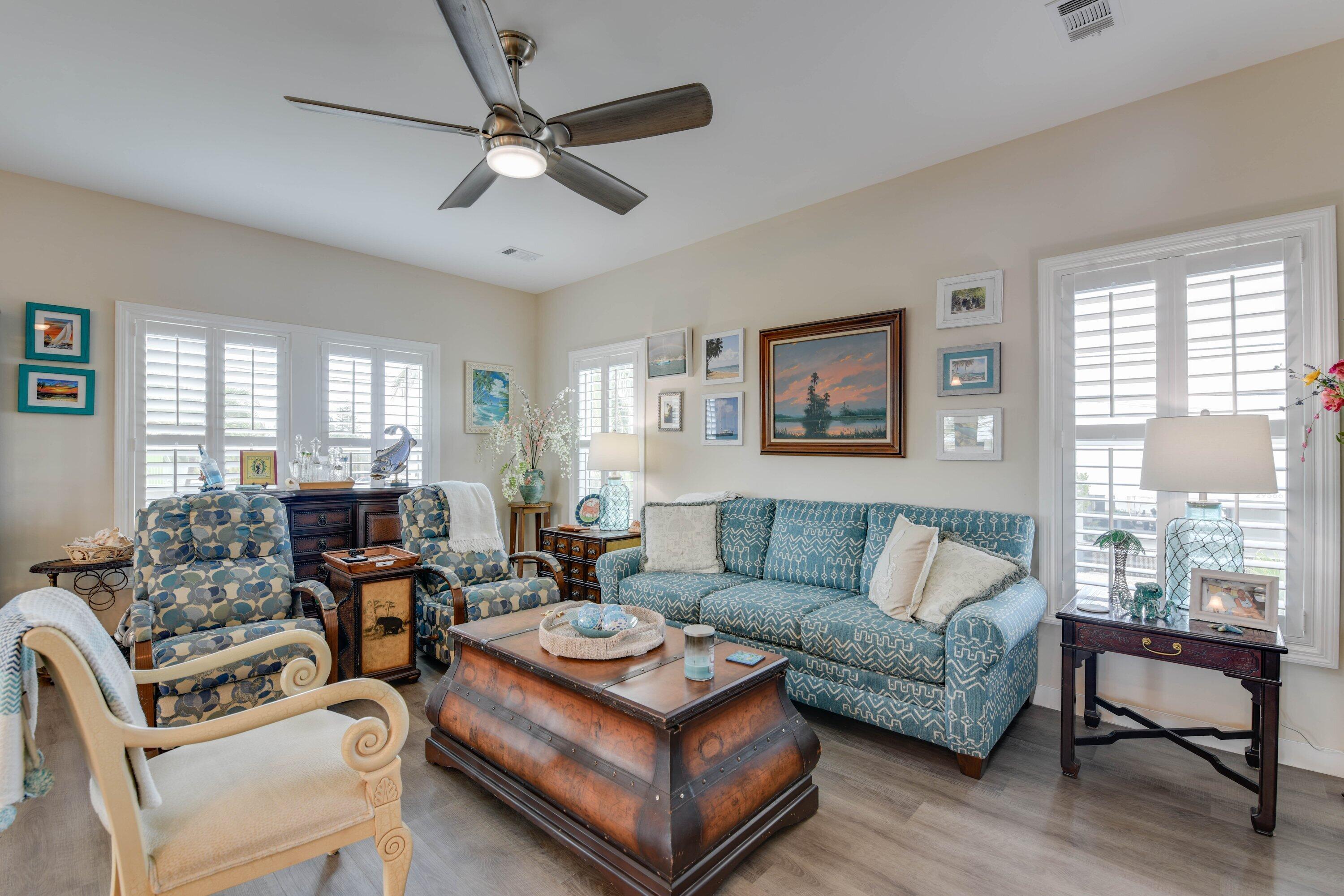 29565 Ranger Avenue Big Pine Key, FL 33043 - Photo 16 of 36 living