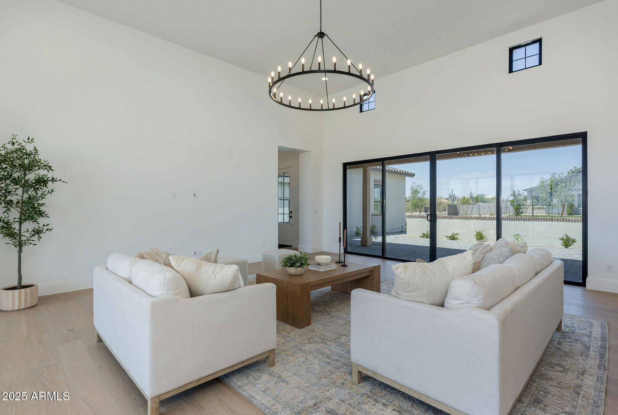 2087 North 77th Place Mesa, AZ 85207 - Photo 14 of 54 20-web-or-mls-77th-10