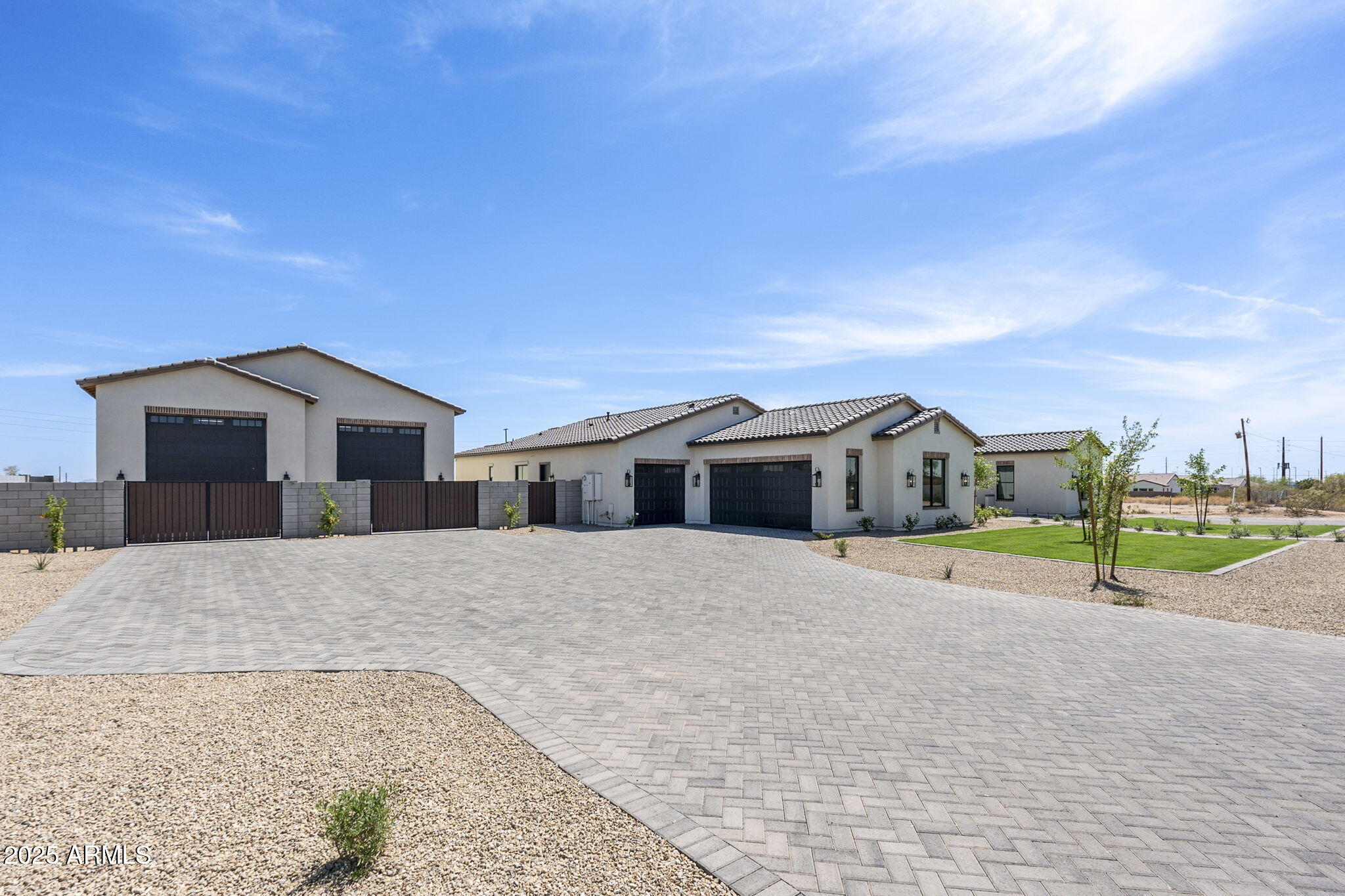 2087 North 77th Place Mesa, AZ 85207 - Photo 2 of 54 11-web-or-mls-77th-1