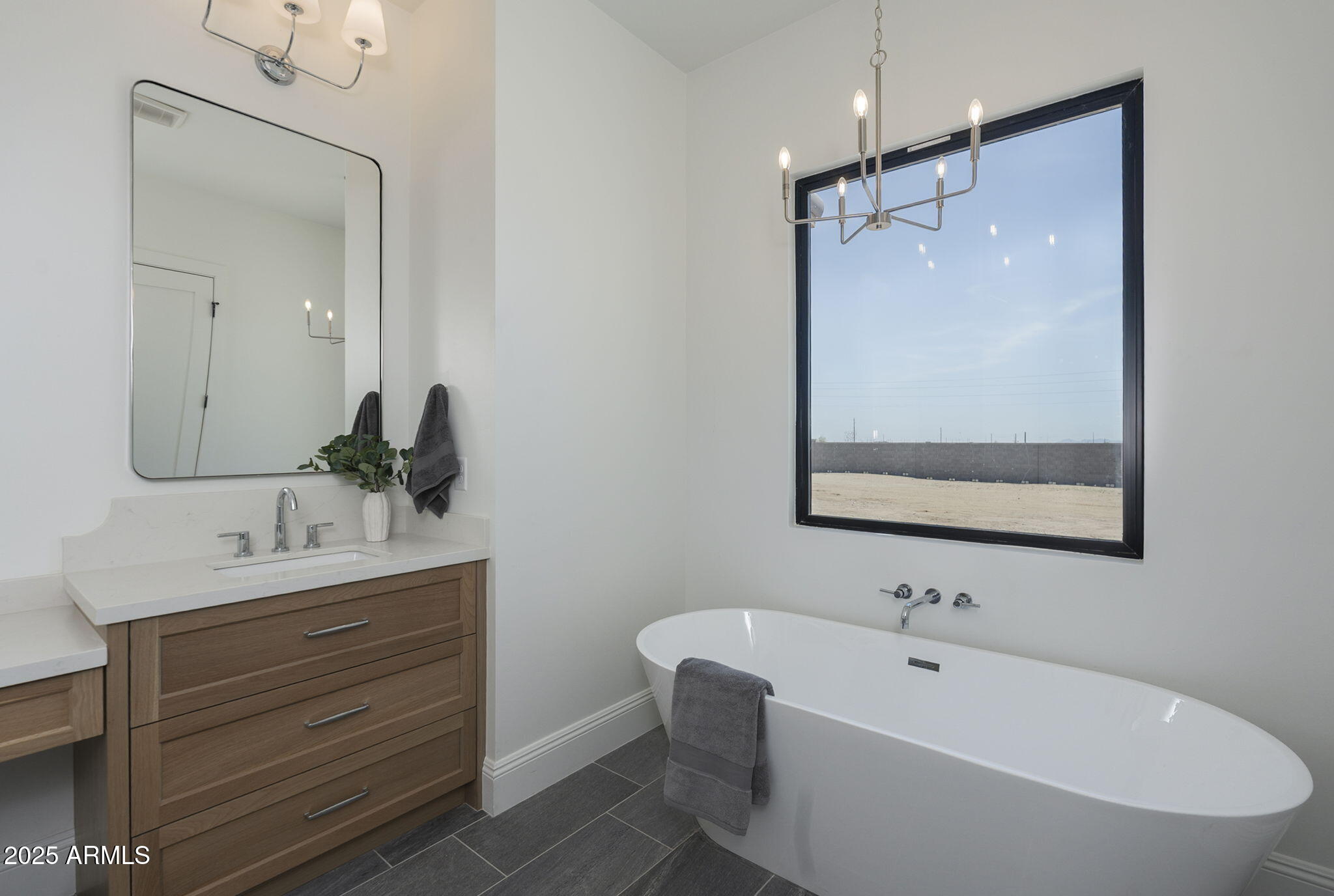 2087 North 77th Place Mesa, AZ 85207 - Photo 27 of 54 44-web-or-mls-77th-34