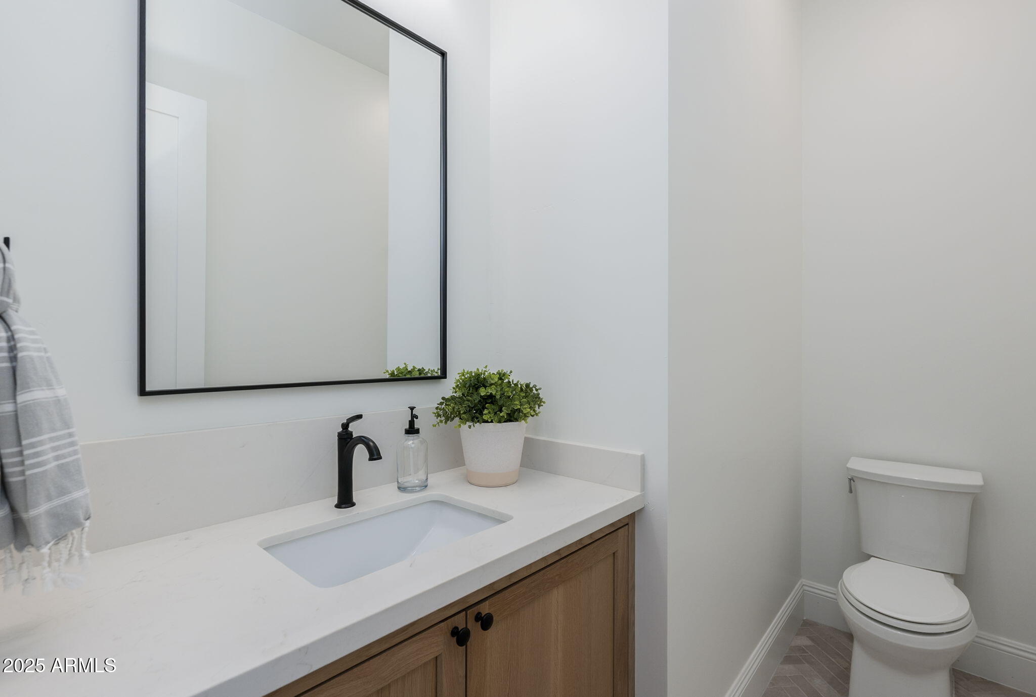 2087 North 77th Place Mesa, AZ 85207 - Photo 37 of 54 54-web-or-mls-77th-44