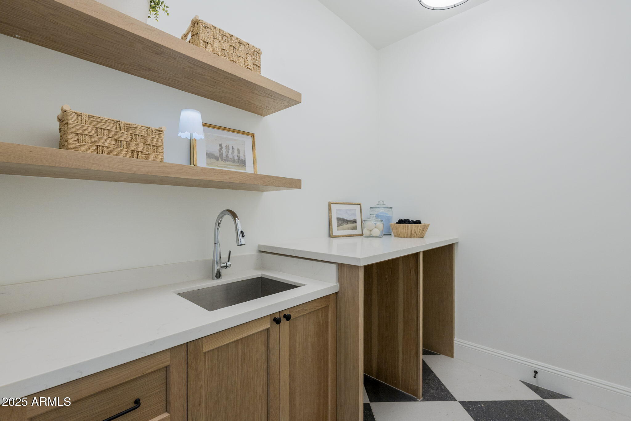 2087 North 77th Place Mesa, AZ 85207 - Photo 38 of 54 55-web-or-mls-77th-45