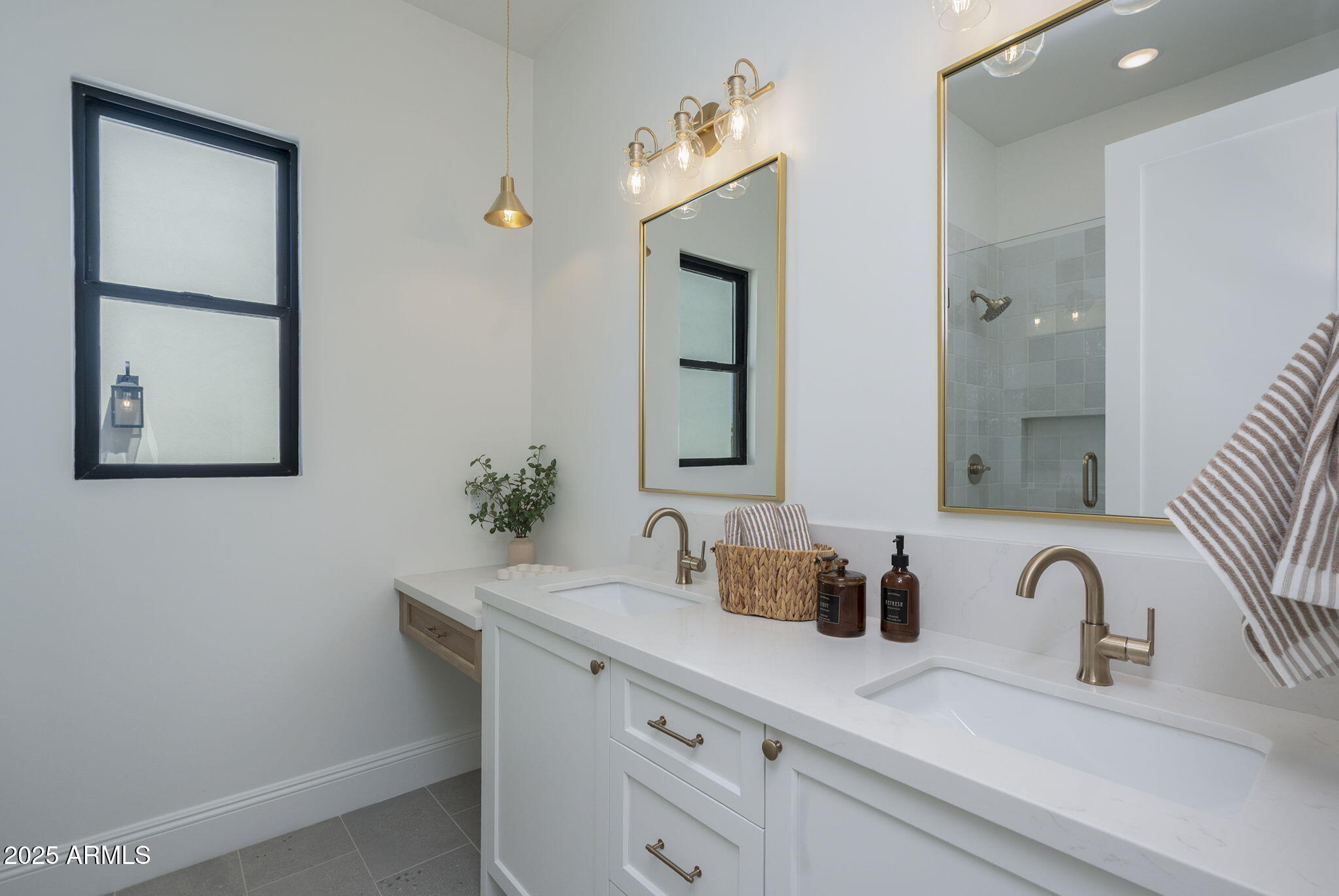 2087 North 77th Place Mesa, AZ 85207 - Photo 41 of 54 60-web-or-mls-77th-50