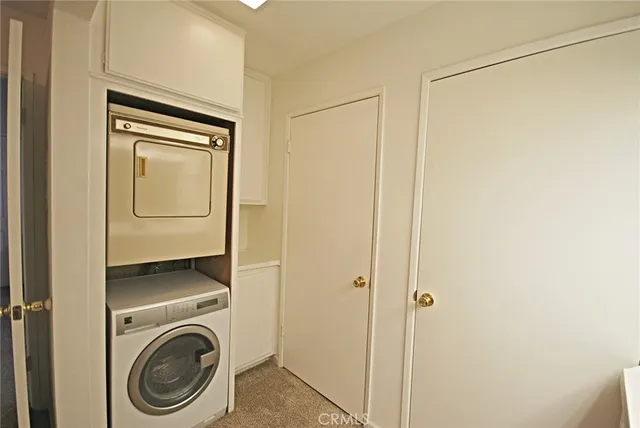 $1,800 | 10229 De Soto Avenue, Chatsworth, CA 91311