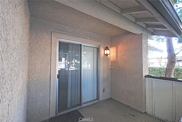 $1,800 | 10229 De Soto Avenue, Chatsworth, CA 91311