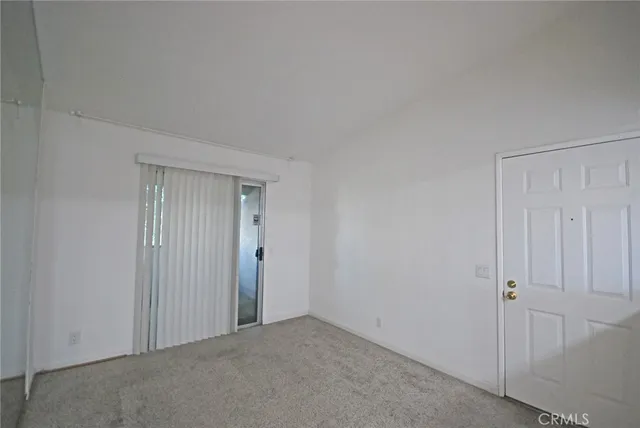 $1,800 | 10229 De Soto Avenue, Chatsworth, CA 91311