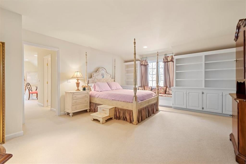 9 Meadowood Drive Fox Chapel, PA 15215 - Photo 17 of 25