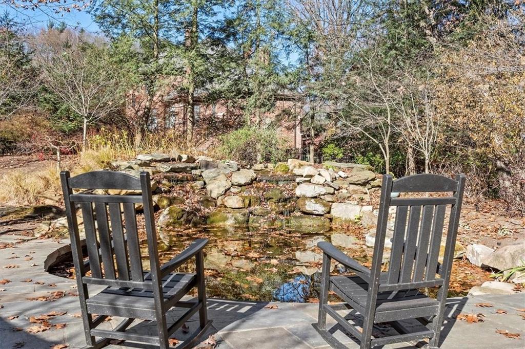 9 Meadowood Drive Fox Chapel, PA 15215 - Photo 23 of 25