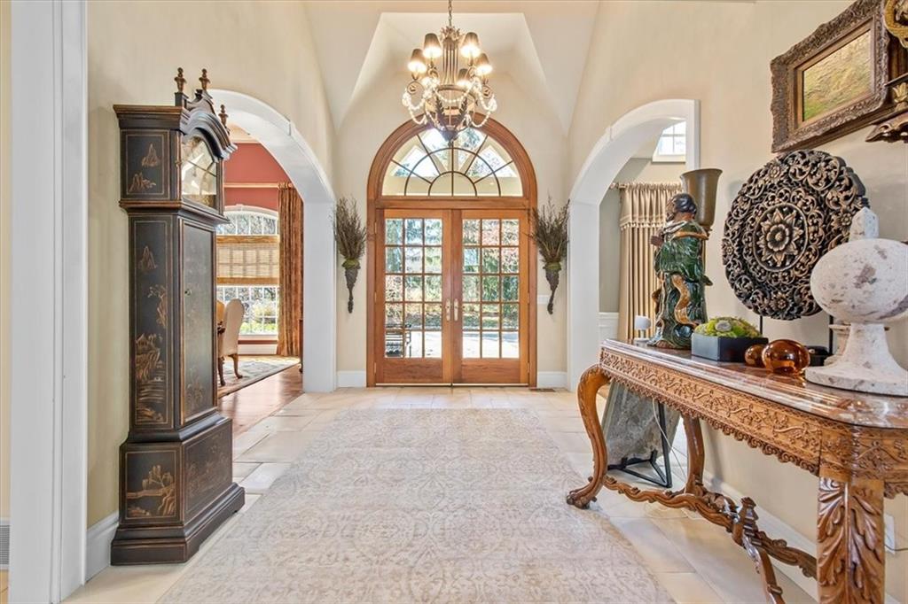 9 Meadowood Drive Fox Chapel, PA 15215 - Photo 3 of 25