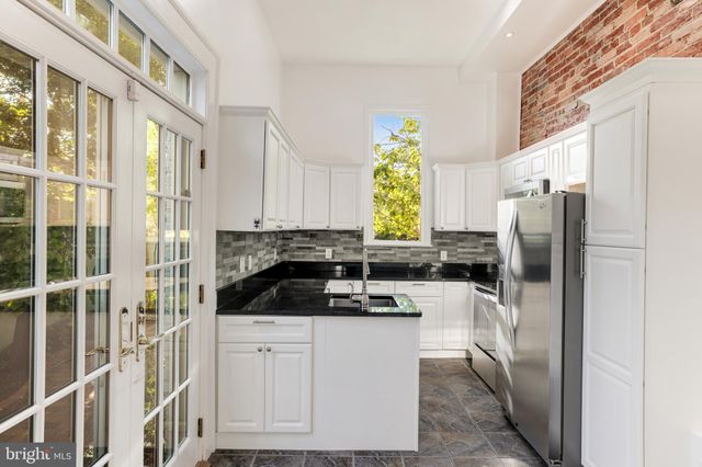 $1,325,000 | 306 North Columbus Street, Alexandria, VA 22314