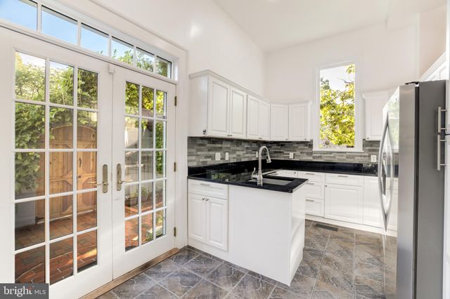 $1,325,000 | 306 North Columbus Street, Alexandria, VA 22314