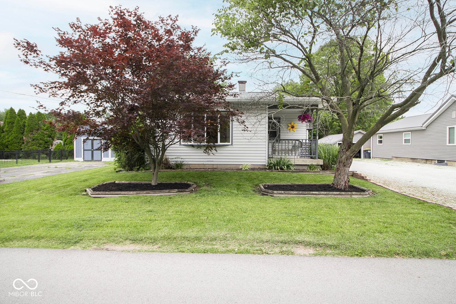 113 East Indiana Avenue Pendleton, IN 46064 - Photo 4 of 27