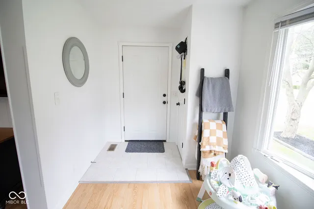 $1,800 | 113 East Indiana Avenue, Pendleton, IN 46064