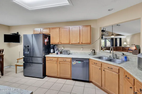 $277,500 | 8457 Sugartree Drive, Jacksonville, FL 32244