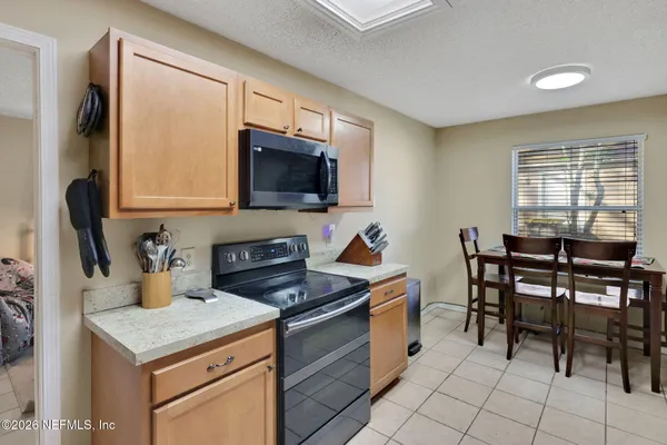 $277,500 | 8457 Sugartree Drive, Jacksonville, FL 32244