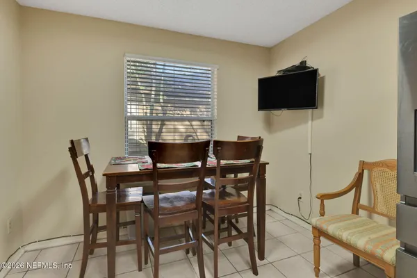 $277,500 | 8457 Sugartree Drive, Jacksonville, FL 32244