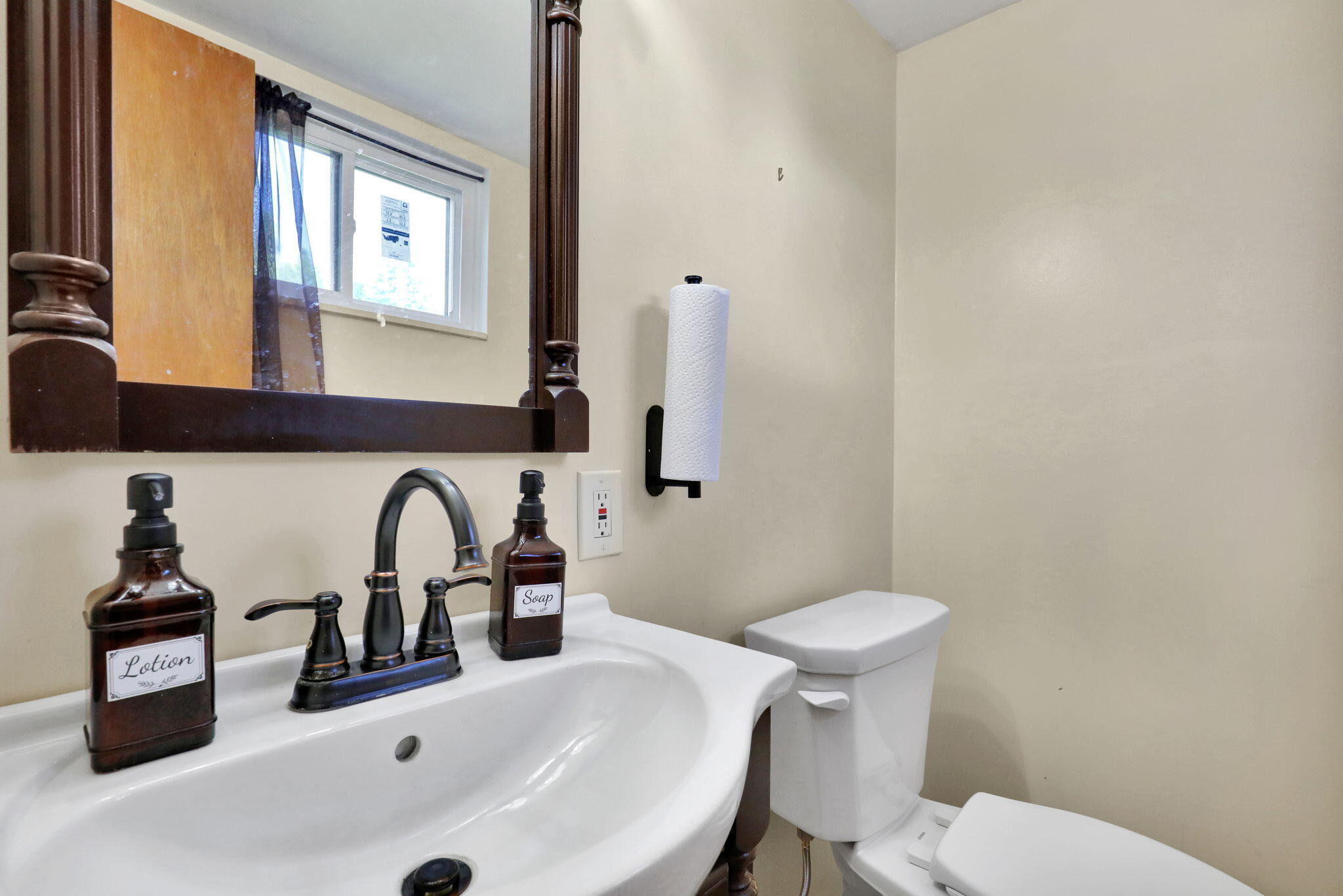 4142 Rivershell Lane Lansing, MI 48911 - Photo 12 of 33 16-web-or-mls-Open Ended Media-10