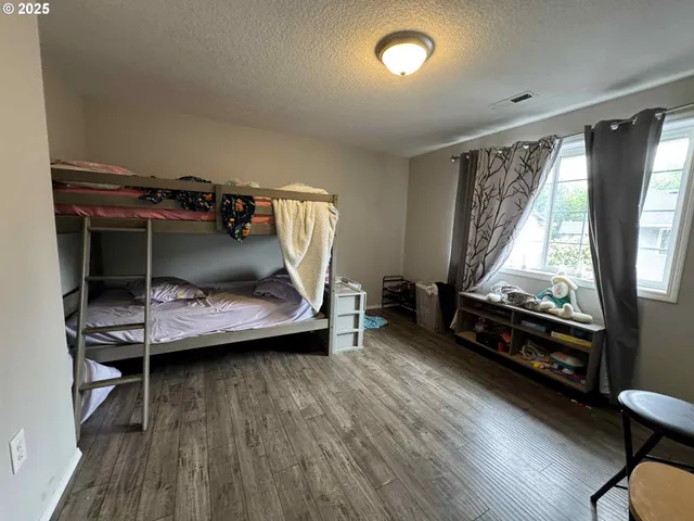 $520,000 | 6307 Northeast Wilding Road, Vancouver, WA 98686