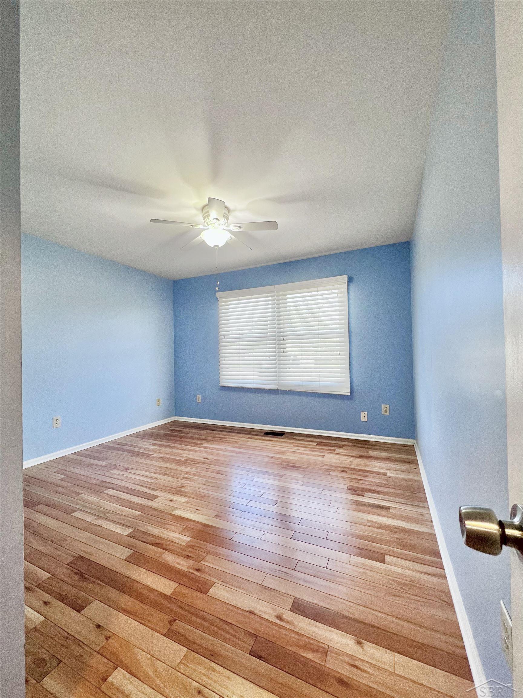 4093 North Center Road Saginaw, MI 48603 - Photo 15 of 31 50101549-18.JPG