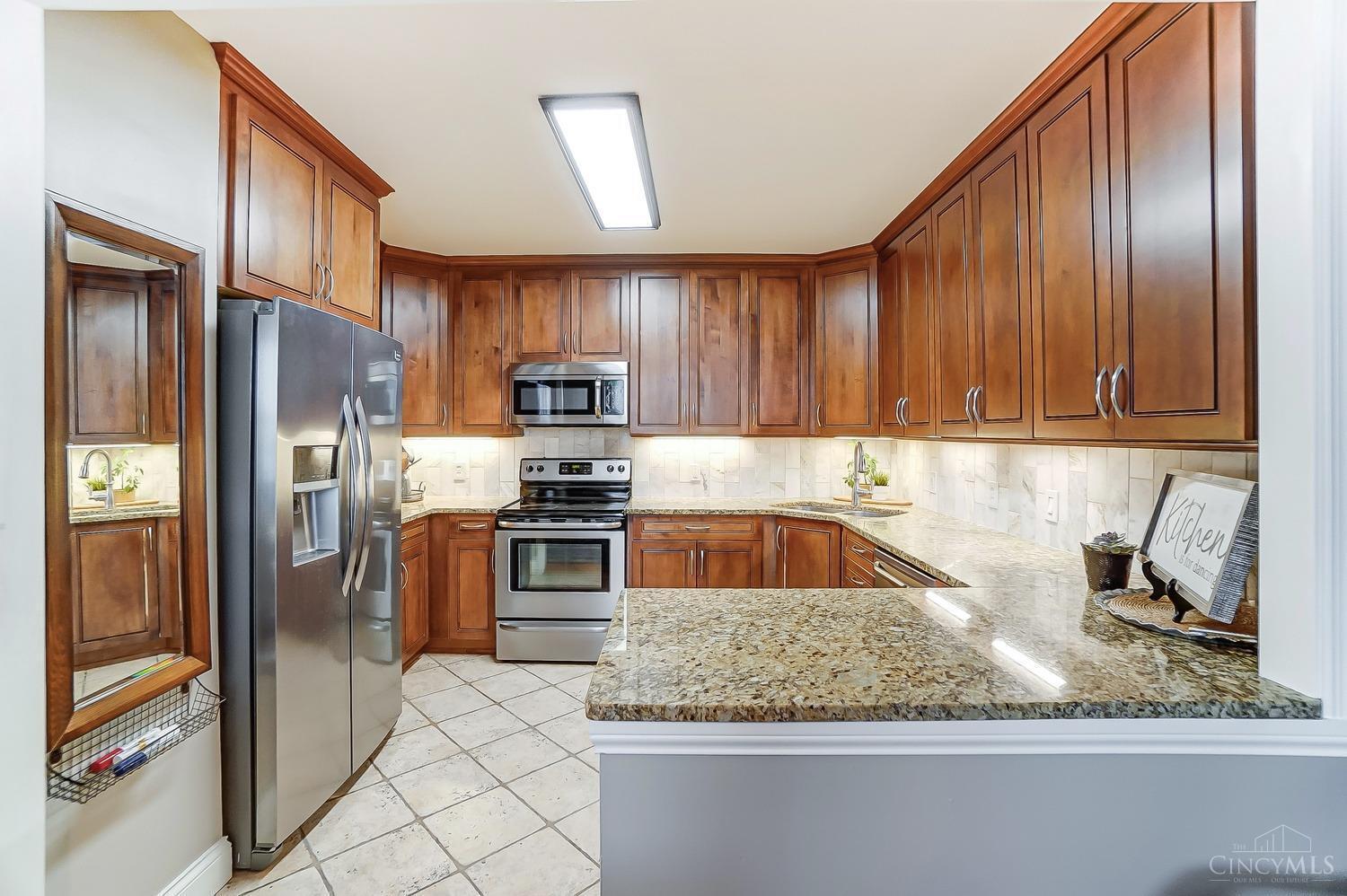 2444 Madison Road, Unit 1412 Cincinnati, OH 45208 - Photo 4 of 50