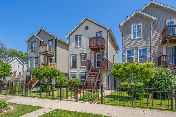 $1,600 | 7853 South Normal Avenue, Unit 1, Chicago, IL 60620