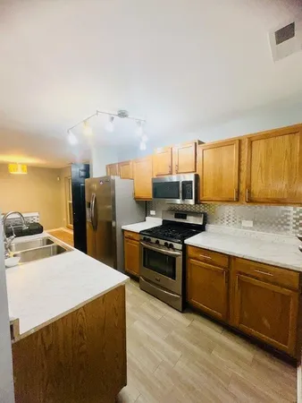 $1,600 | 7853 South Normal Avenue, Unit 1, Chicago, IL 60620