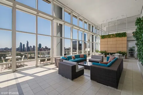 $1,295,000 | 340 East Randolph Street, Unit 3403, Chicago, IL 60601