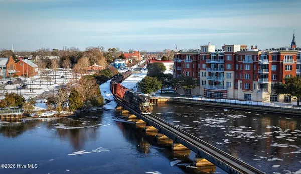 $360,000 | 306 Sky Sail Boulevard, Unit 306, New Bern, NC 28560