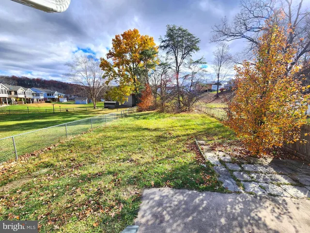 $167,000 | 14308 Greenfield Crescent Southwest, Cumberland, MD 21502