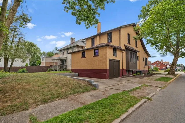 $194,999 | 514 Walnut Avenue, Clairton, PA 15025