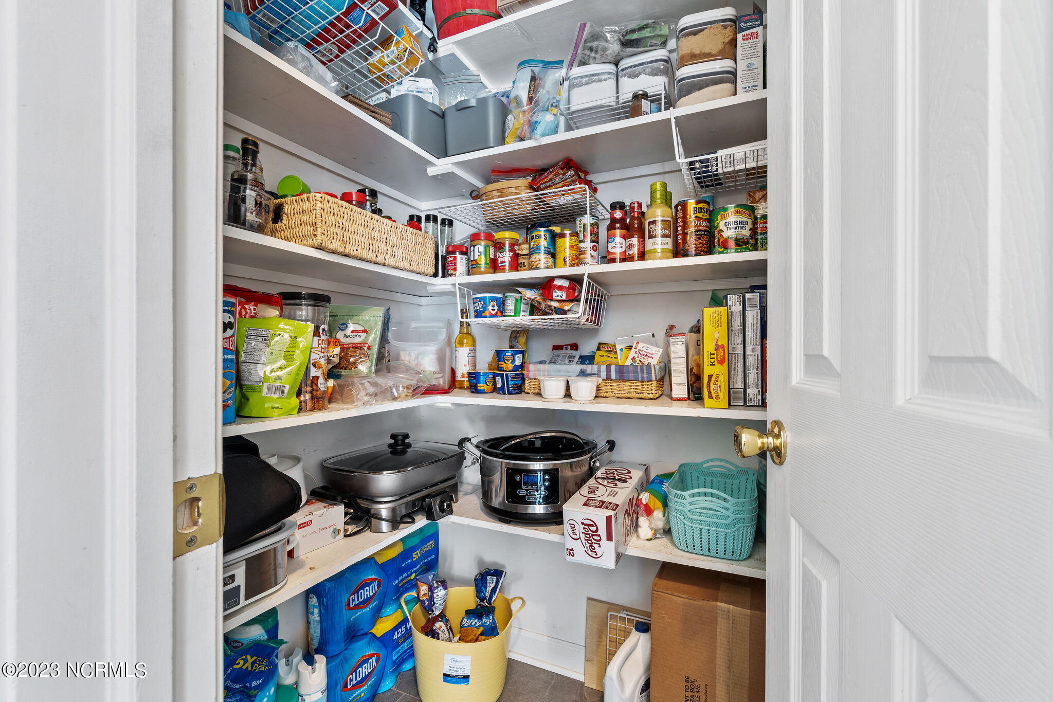 152 Country Club Road Camden, NC 27921 - Photo 16 of 44 Pantry