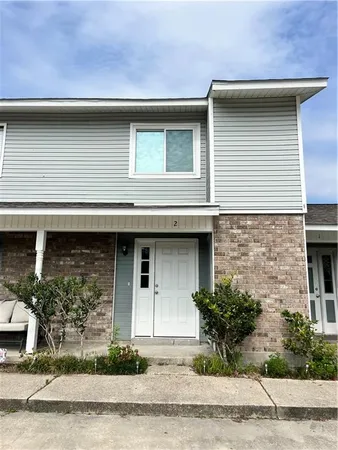 $1,375 | 382 Fairway Drive, Unit 2, Laplace, LA 70068