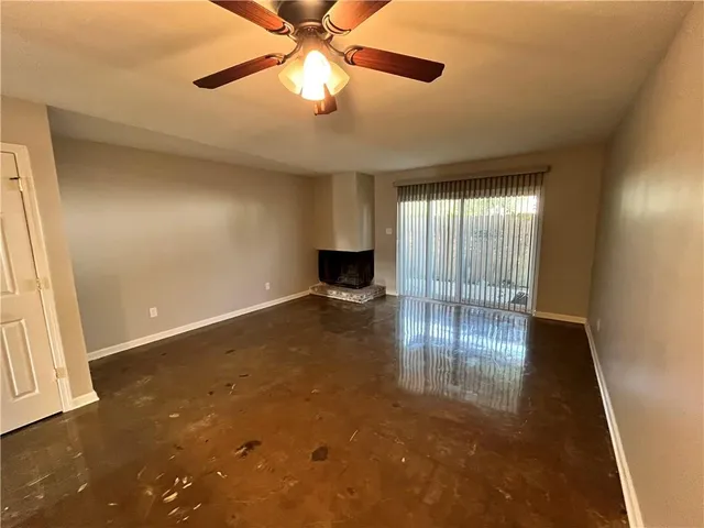 $1,375 | 382 Fairway Drive, Unit 2, Laplace, LA 70068