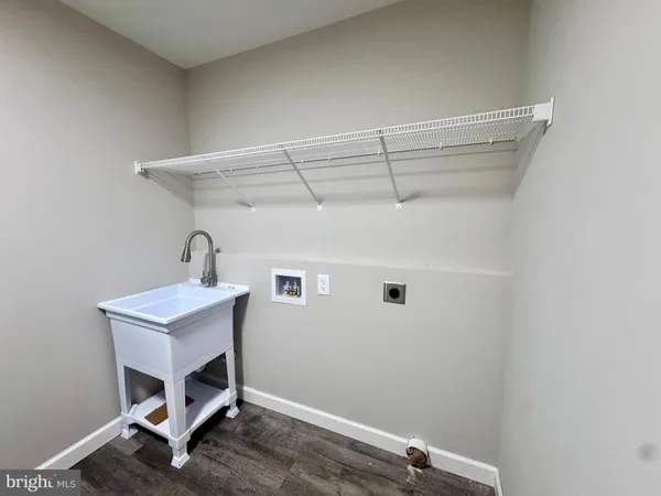$399,900 | 215 Cochise Trail, Winchester, VA 22602