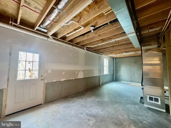 $399,900 | 215 Cochise Trail, Winchester, VA 22602
