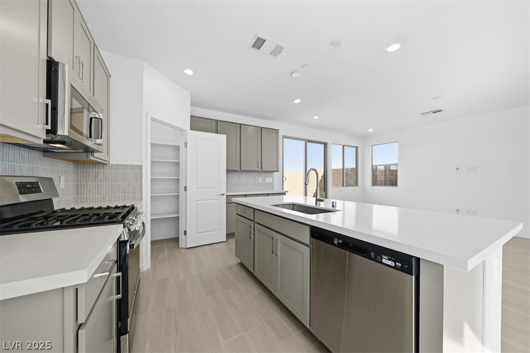 663 Semitone Lane Henderson, NV 89015 - Photo 12 of 52 663 Semitone - Ready Now!