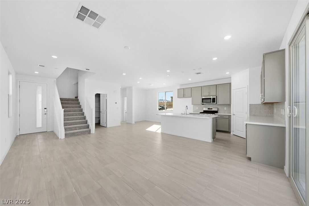 663 Semitone Lane Henderson, NV 89015 - Photo 14 of 52 663 Semitone - Ready Now!