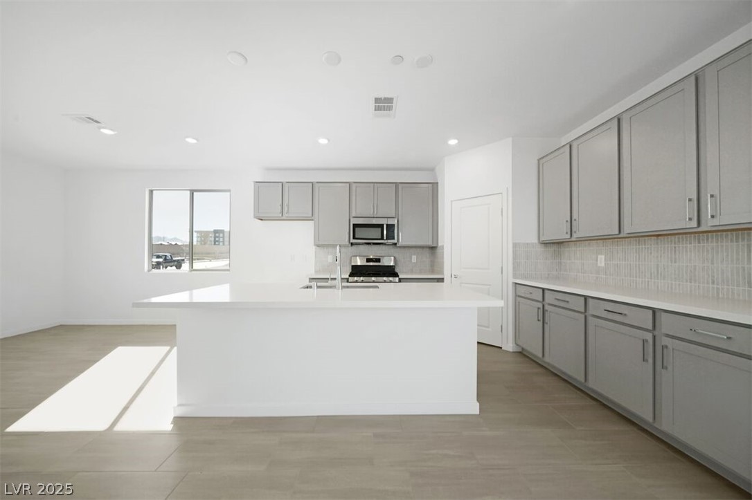 663 Semitone Lane Henderson, NV 89015 - Photo 7 of 52 663 Semitone - Ready Now!