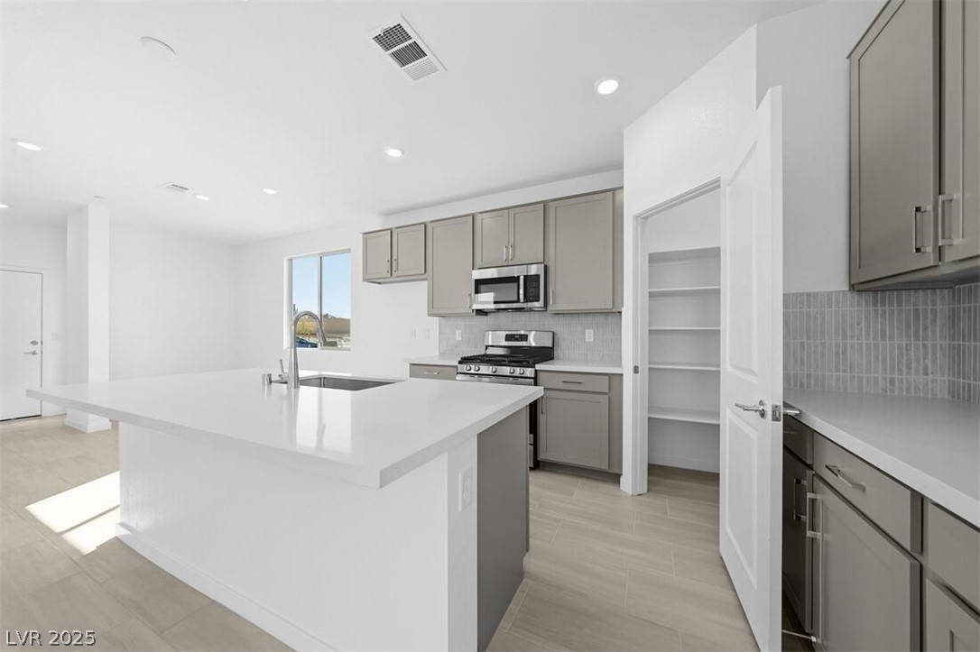 663 Semitone Lane Henderson, NV 89015 - Photo 8 of 52 663 Semitone - Ready Now!