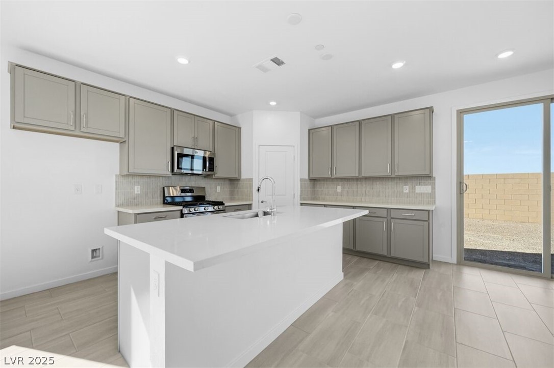 663 Semitone Lane Henderson, NV 89015 - Photo 10 of 52 663 Semitone - Ready Now!