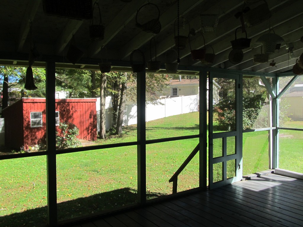 52 Gauthier Road Barre, MA 01005 - Photo 5 of 8