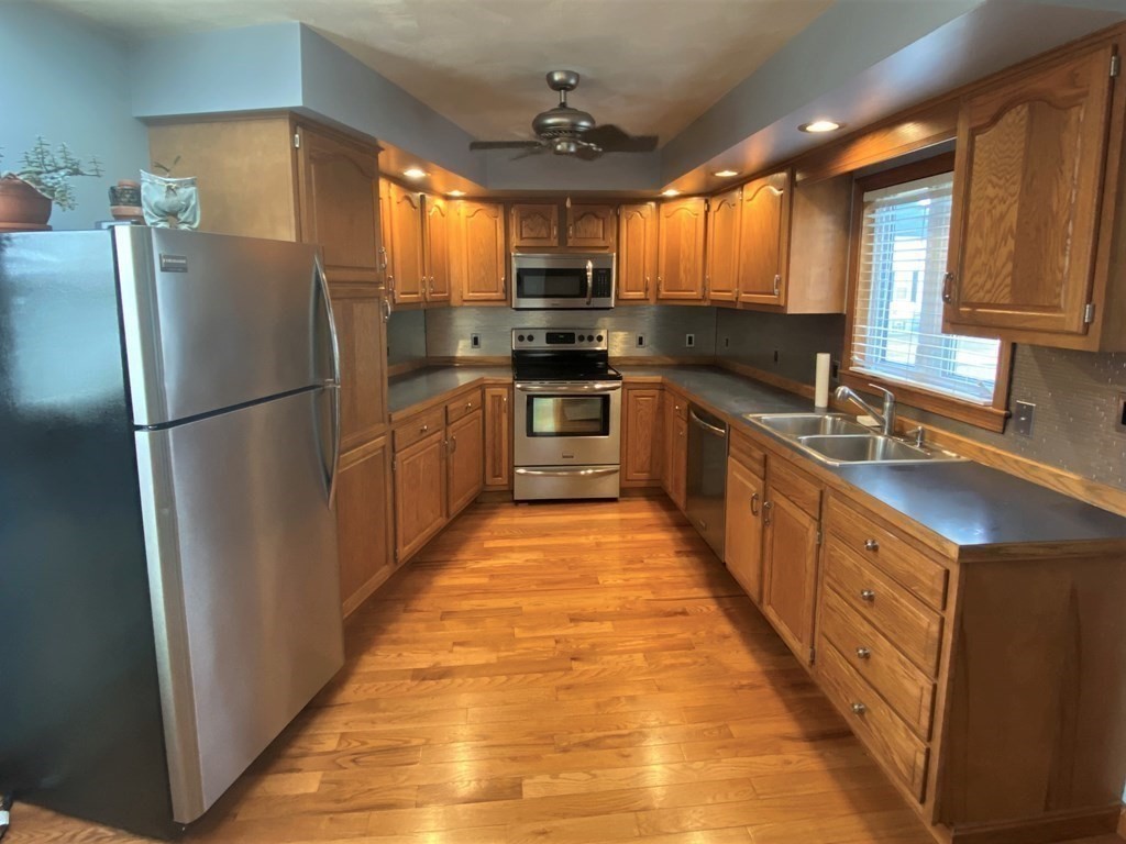 169 Denver Street Fall River, MA 02721 - Photo 5 of 15 Gallery Image 5