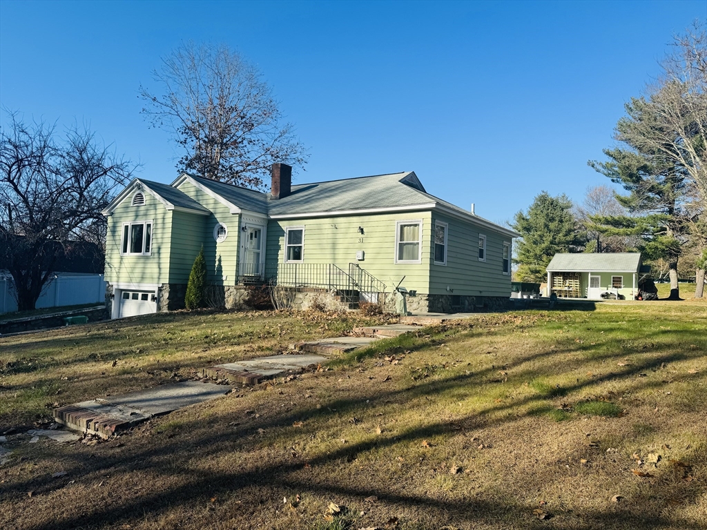 31 Bolton Road Clinton, MA 01510 - Photo 2 of 40